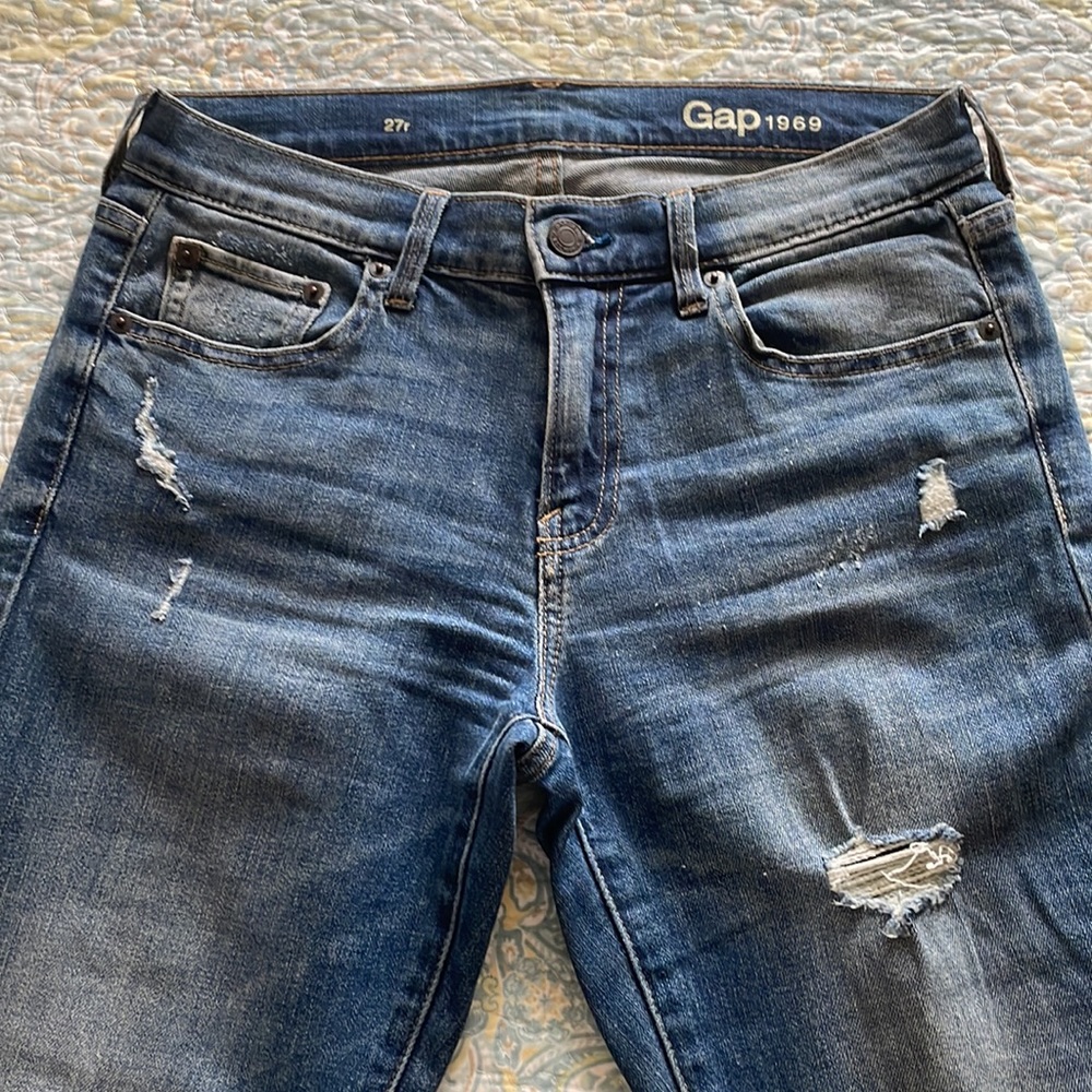 Gap mid rise slim jeans in medium wash with light distressing